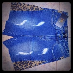 🌸NWT🌸 L & B SHORTS